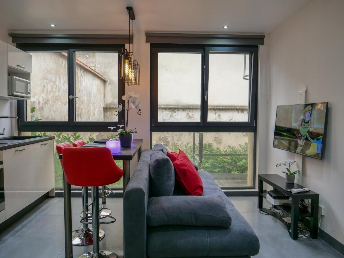 Le Drouhouse + Parking Prive Apartment *